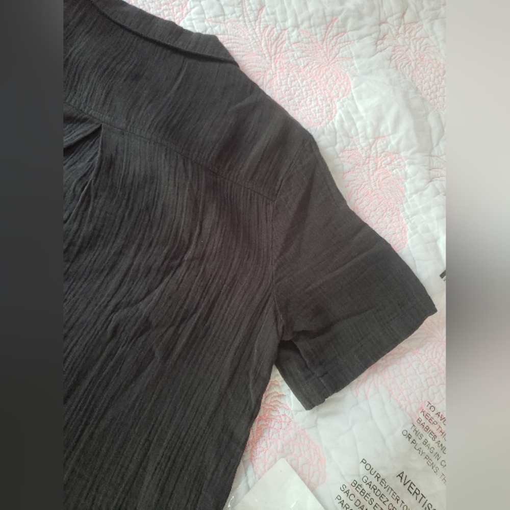 Quince Cotton Gauze Black Button-Up Top - Picture 4 of 10
